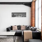Apartment Luxury Mills With Jacuzzi Bath In Bradford (West Yorkshire)