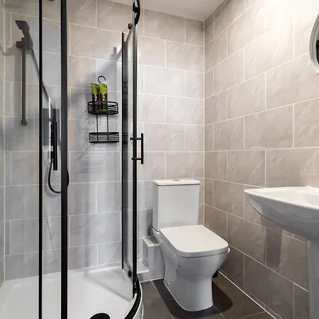 Lägenhet Luxury Mills With Jacuzzi Bath In *