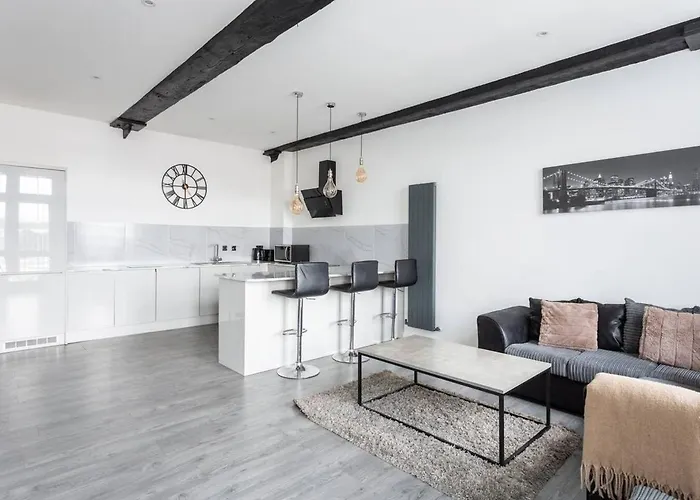 Luxury Mills With Jacuzzi Bath In Lägenhet Bradford (West Yorkshire)