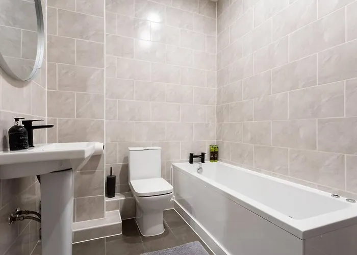 Lägenhet Luxury Mills With Jacuzzi Bath In *